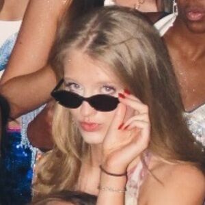 Meet your Posher, Biscuit